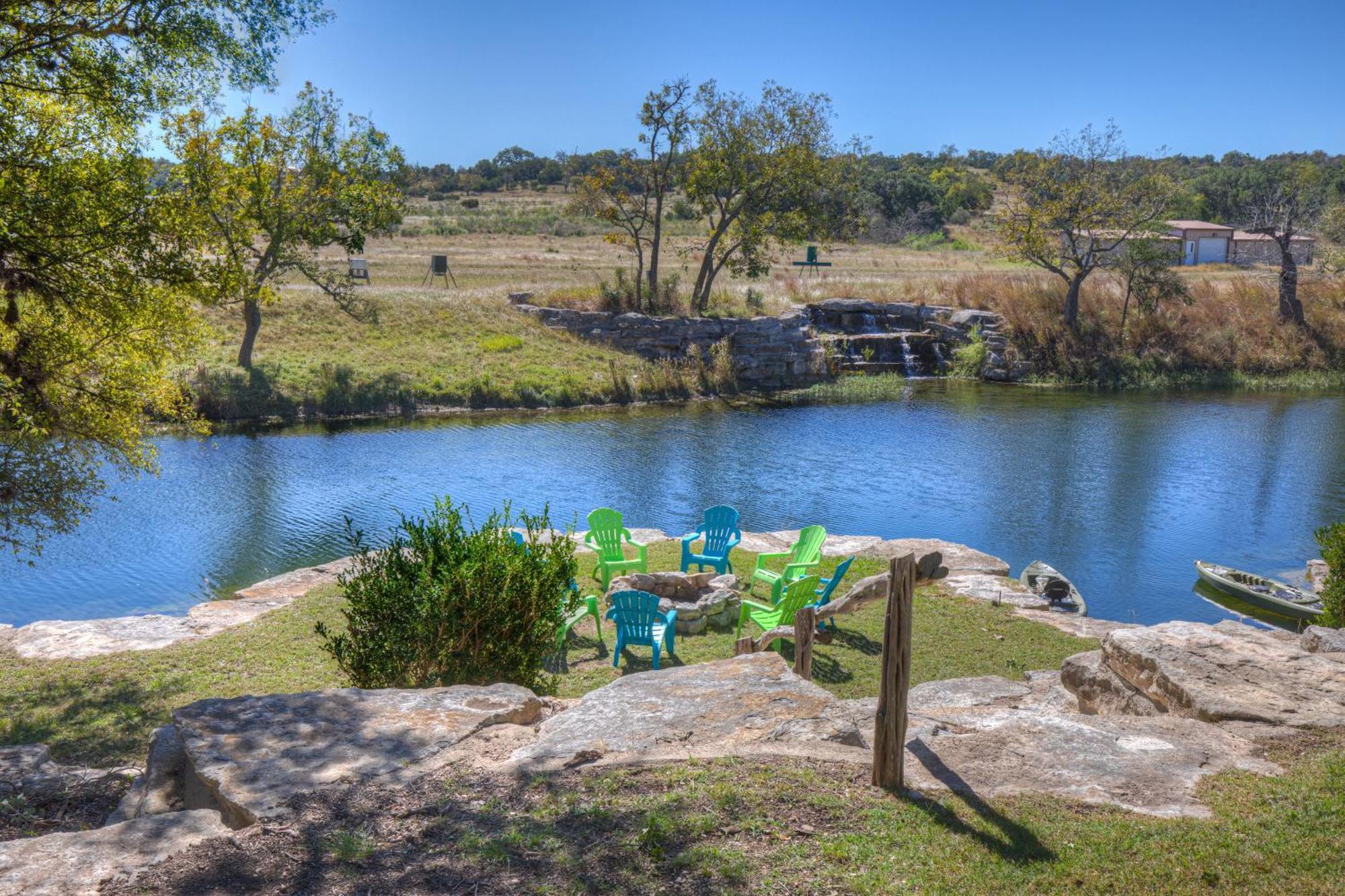 Ranch Retreat Combo With Stunning Creek View-Fire Pit Villa Fredericksburg Esterno foto